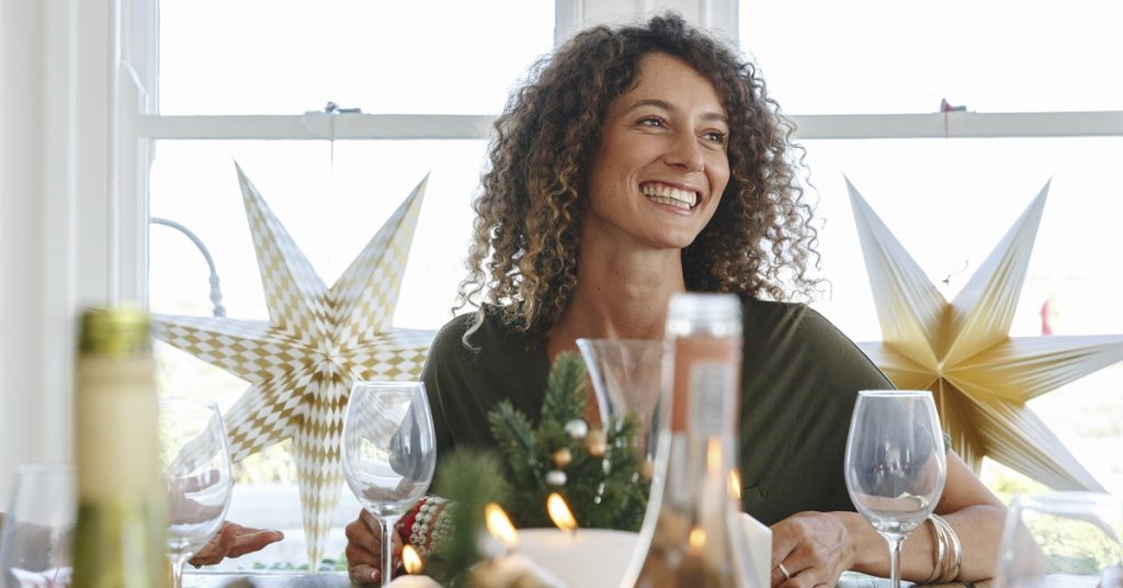 Holiday Glow Timeline: Planning Your Aesthetic Treatments for the Perfect Holiday Season Look